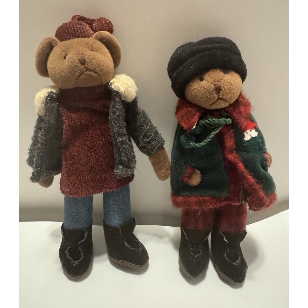 Vintage Russ Berrie "Old‎ World Teddies" Avery and Farnsworth Plush Bears
